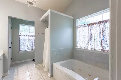 616 Fairview Lake Way, Simpsonville, SC 29680 - Photo 18