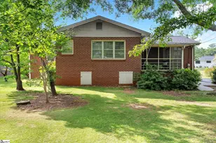 206 Hillside Dr, Greer, SC 29651 - Photo 26