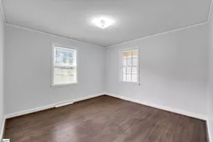 206 Hillside Dr, Greer, SC 29651 - Photo 22