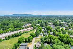 410 Gower St, Greenville, SC 29611 - Photo 26