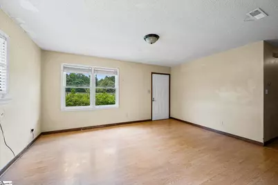 1033 Southfield Street, Inman, SC 29349 - Photo 6