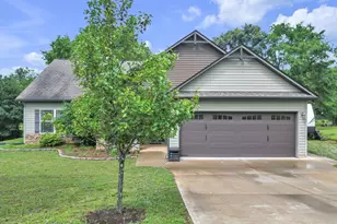 215 Cooleys Crest Ln, Inman, SC 29349 - Photo 2