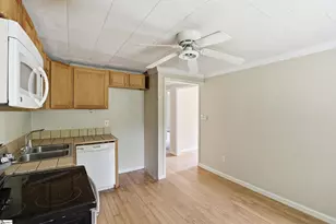 231 Ford Ln, Landrum, SC 29356 - Photo 6