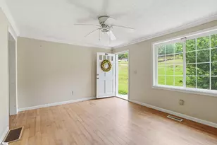 231 Ford Ln, Landrum, SC 29356 - Photo 4