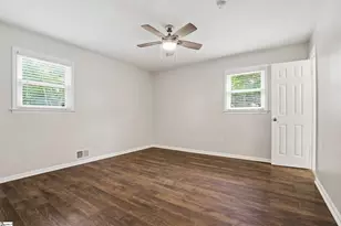 1045 Knollwood Acres Rd, Boiling Springs, SC 29316 - Photo 16