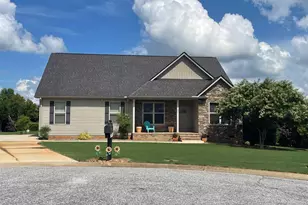 220 Laramie Peak Ln, Greer, SC 29651 - Photo 32