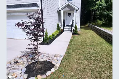 24 Laurel Drive, Greenville, SC 29607 - Photo 2