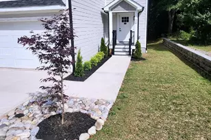 24 Laurel Dr, Greenville, SC 29607 - Photo 2