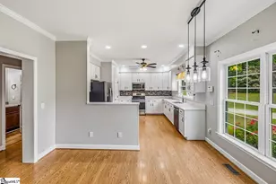 445 Albatross Rd, Easley, SC 29640 - Photo 6