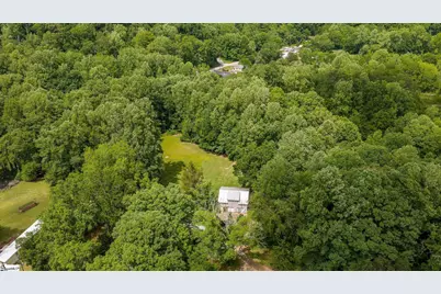 121 Lisa Circle, Marietta, SC 29611 - Photo 32