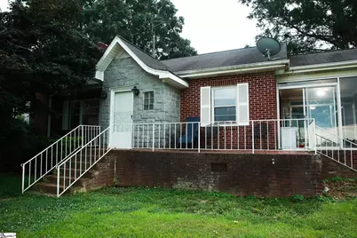 109 S Greenwood Avenue, Ware Shoals, SC 29692 - Photo 40