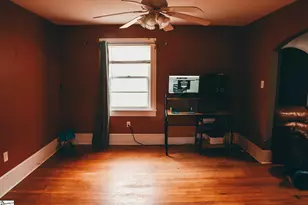 109 S Greenwood Ave, Ware Shoals, SC 29692 - Photo 6