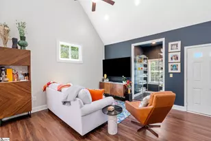 3 Deering St, Greenville, SC 29605 - Photo 10