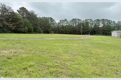 588 Douglas Road, Gray Court, SC 29645 - Photo 28