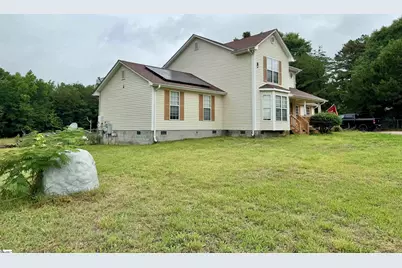 588 Douglas Road, Gray Court, SC 29645 - Photo 2