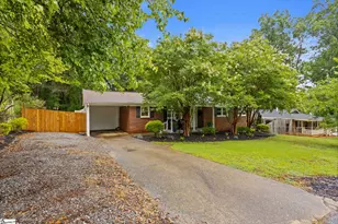 11 Ardmore Dr, Taylors, SC 29687 - Photo 2