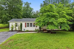 205 Walker Springs Rd, Taylors, SC 29687 - Photo 2