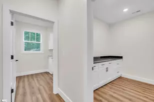 800 Glassy Rd, Landrum, SC 29356 - Photo 10
