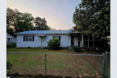 905 Ashe Street, Bennettsville, SC 29512 - Photo 1