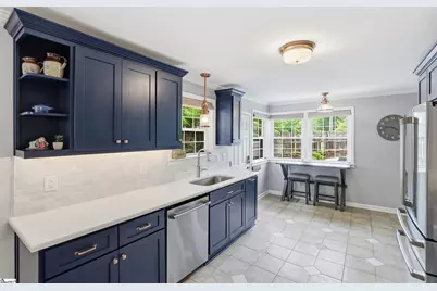 17 Inglewood Drive, Greenville, SC 29609 - Photo 10