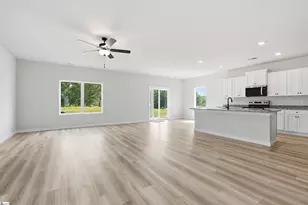446 W Claywalk Rd, Woodruff, SC 29388 - Photo 2