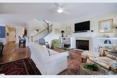 206 Ridenour Avenue, Greenville, SC 29617 - Photo 6