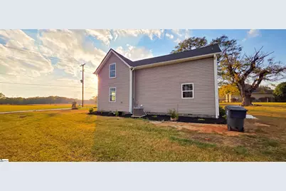 19 Holcombe Road, Piedmont, SC 29673 - Photo 8