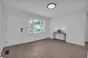 216 Victor Ct, Greer, SC 29651 - Photo 6