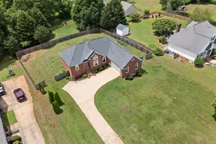 221 Sharon Dr, Greer, SC 29651 - Photo 34