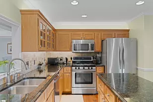 221 Sharon Dr, Greer, SC 29651 - Photo 10