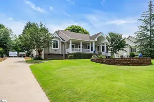 510 Glen Laurel Dr, Easley, SC 29642 - Photo 2