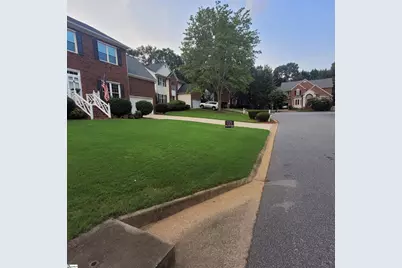 205 N Antigo Court, Greer, SC 29650 - Photo 2