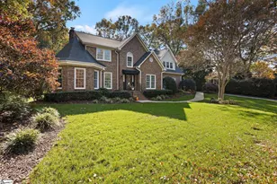 805 E Silverleaf St, Greer, SC 29650 - Photo 2
