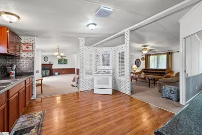 115 L C Drive, Laurens, SC 29360 - Photo 16
