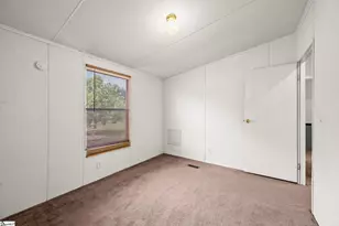 115 L C Dr, Laurens, SC 29360 - Photo 24