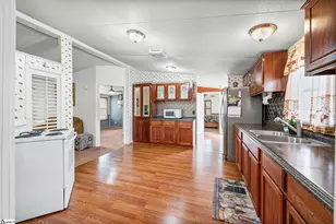 115 L C Dr, Laurens, SC 29360 - Photo 14