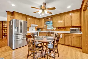 207 Fair Pl, Clinton, SC 29325 - Photo 8