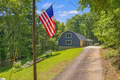 211 Narrow Way, Travelers Rest, SC 29690 - Photo 2