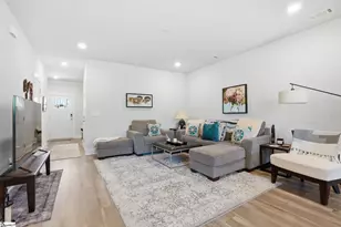 64 Mardale Ln, Greenville, SC 29609 - Photo 6