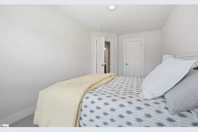 64 Mardale Lane, Greenville, SC 29609 - Photo 18