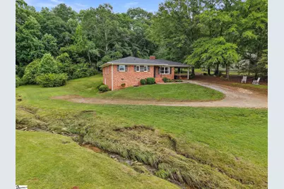 203 E 2nd Avenue, Easley, SC 29640 - Photo 2