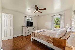 203 E 2nd Ave, Easley, SC 29640 - Photo 14