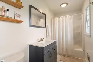203 E 2nd Ave, Easley, SC 29640 - Photo 16