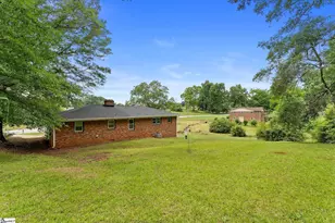 203 E 2nd Ave, Easley, SC 29640 - Photo 22