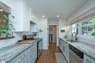 38 Nottingham Rd, Greenville, SC 29607 - Photo 8