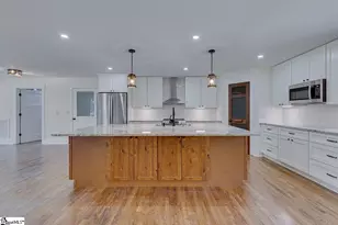 1041 Motlow School Rd, Campobello, SC 29322 - Photo 8