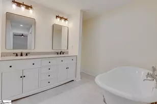 1041 Motlow School Rd, Campobello, SC 29322 - Photo 20