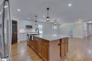 1041 Motlow School Rd, Campobello, SC 29322 - Photo 8