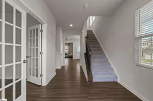 323 Novelty Dr, Greer, SC 29651 - Photo 6