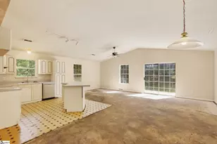 1192 Old Mush Creek Rd, Travelers Rest, SC 29690 - Photo 4